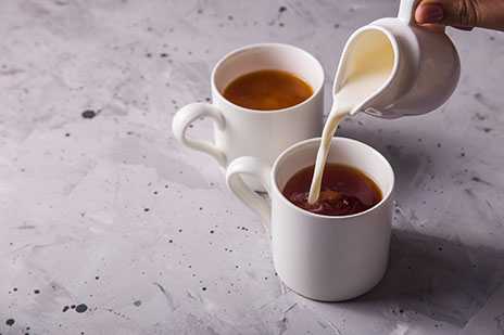 creamer in tea